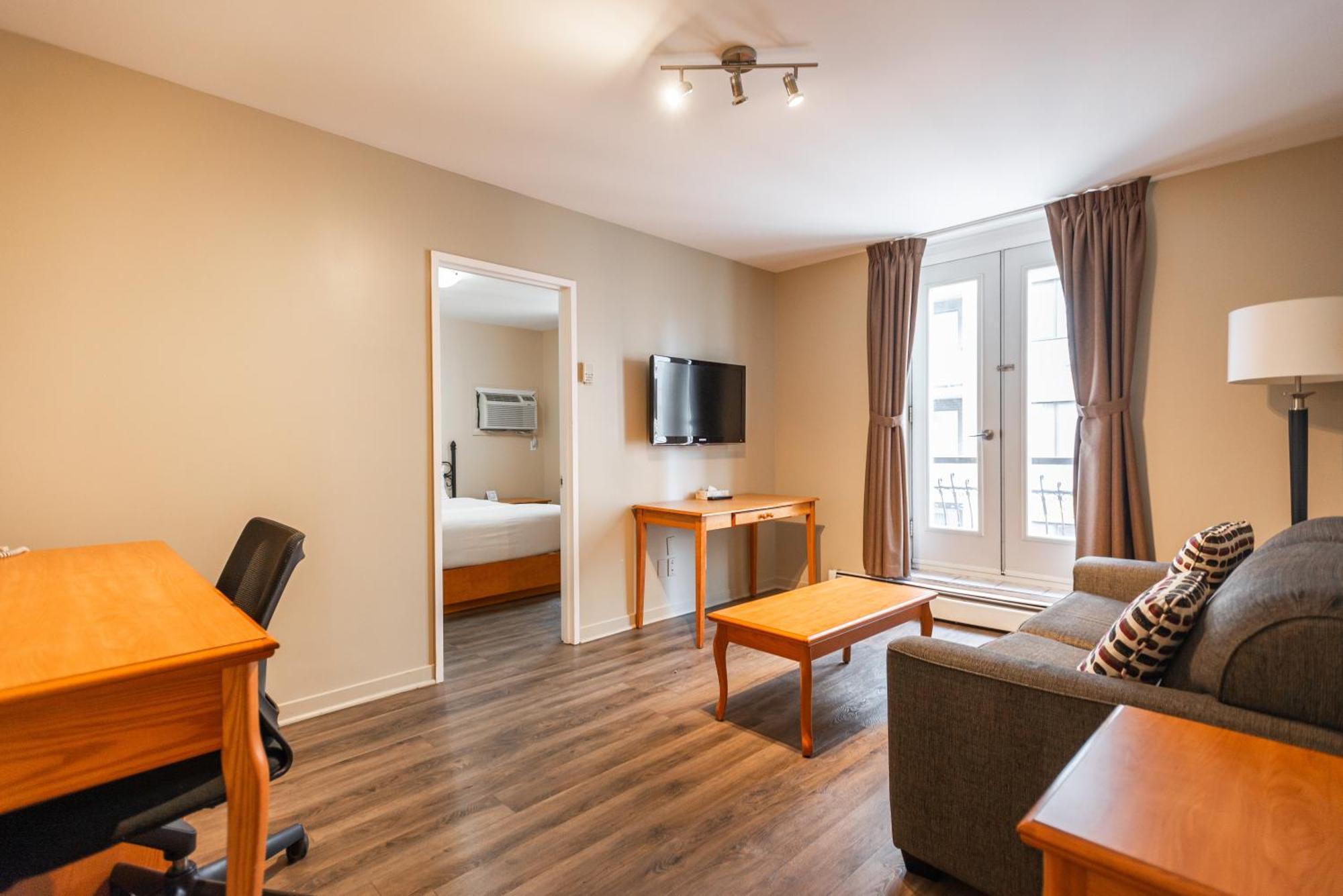 Hotel Le Roberval Montreal Exterior photo